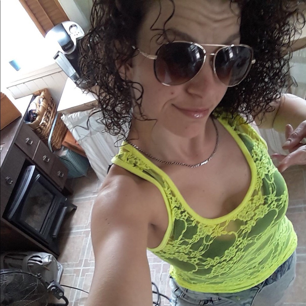 Meet your Posher, Melinda